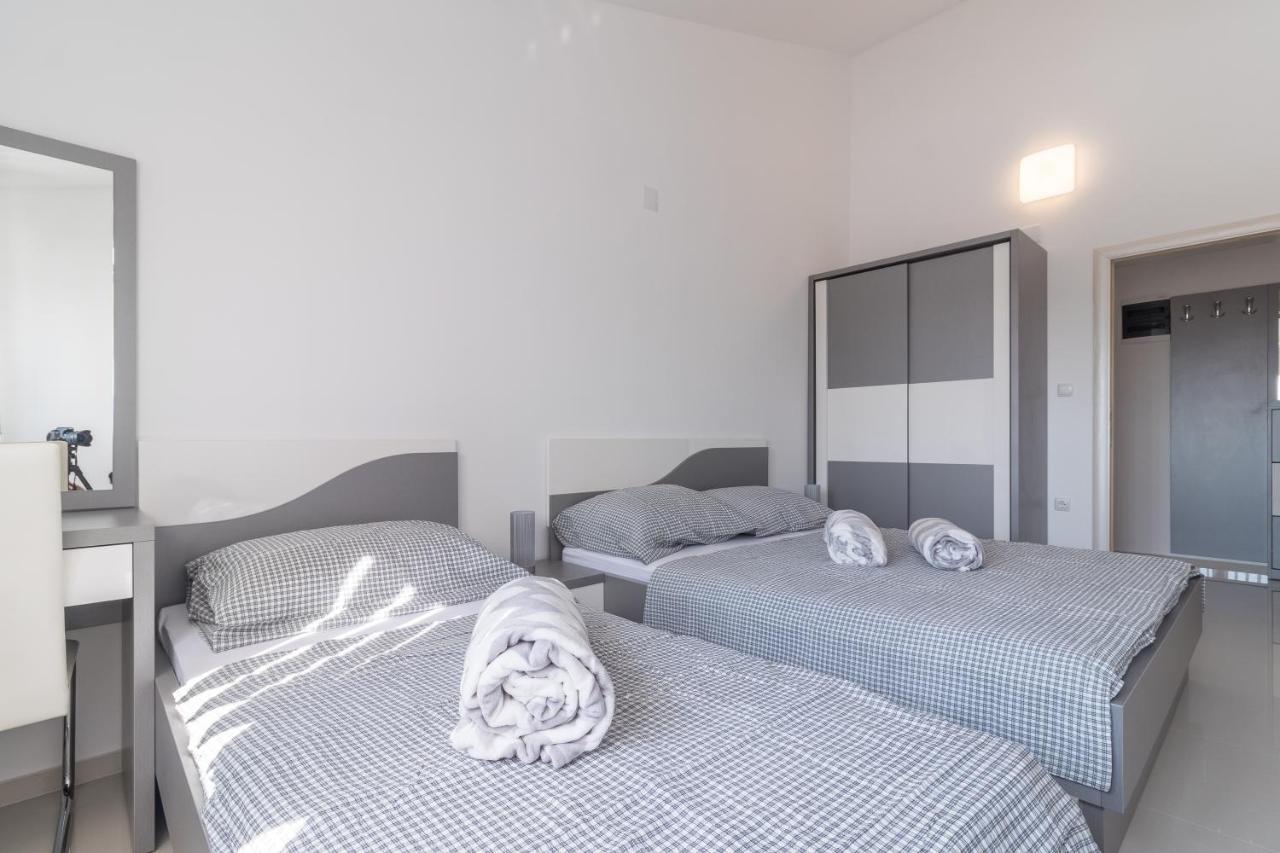 Villa Car Пула Екстер'єр фото