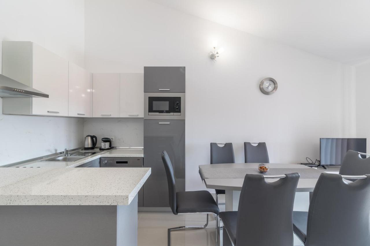 Villa Car Пула Екстер'єр фото